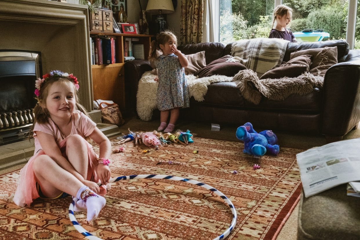 children in the house playing